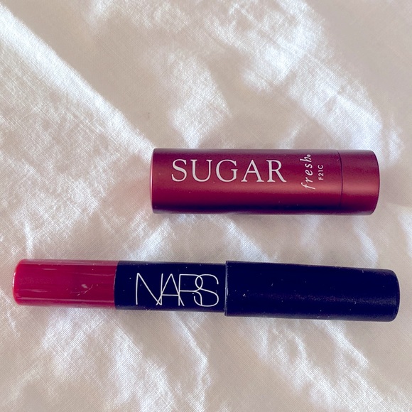 Makeup lip set of trial sizes. Fresh Sugar lip treatment & Nars matte lip pencil - Picture 1 of 3